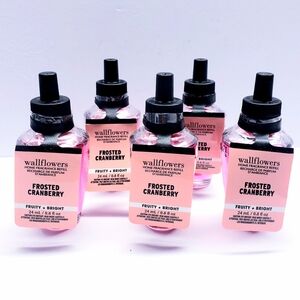 Bath & Body Works FROSTED CRANBERRY Wallflowers Home Fragrance Refill (5 Pcs)